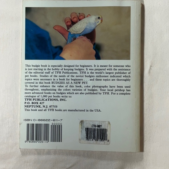 The Parrotlet Handbook, Looking After Caged Birds & Budgies as a new pet - Picture 7 of 12